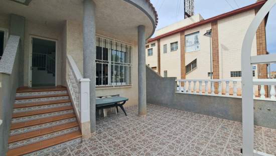 Casa Adosada en venta en Los Alcázares, Murcia