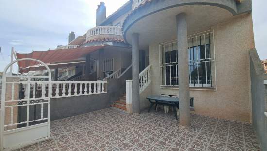 Casa Adosada en venta en Los Alcázares, Murcia