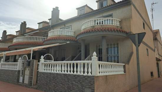 Casa Adosada en venta en Los Alcázares, Murcia