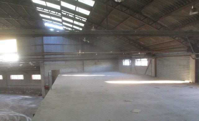 Nave industrial en venta en calle calle ribesalbes VillarrealVila-real por 765.000 con 6.116m en condiciones de restauración