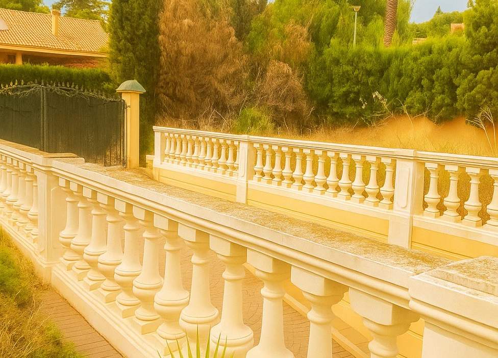 Chalet en venta en Los Monasterios, Valencia