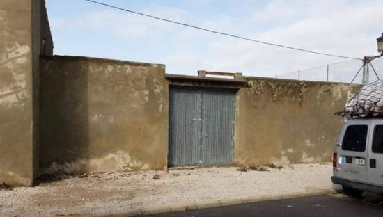Urbano Solar en venta  en Calle Sueca Llaur Valencia