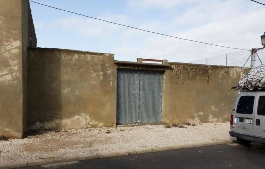 Urbano Solar en venta  en Calle Sueca Llaur Valencia
