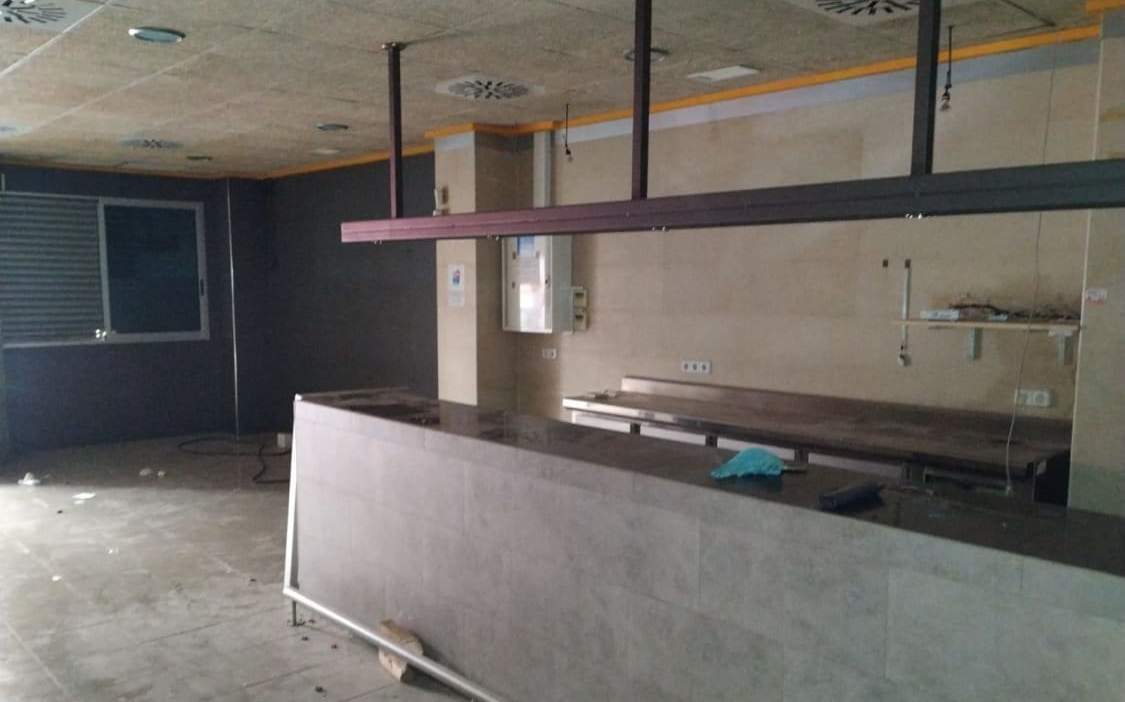 Local en venta en Sagunto, Valencia