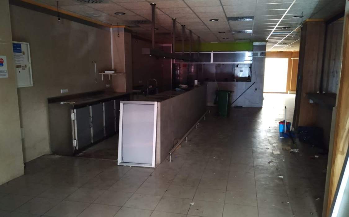 Local en venta en Sagunto, Valencia
