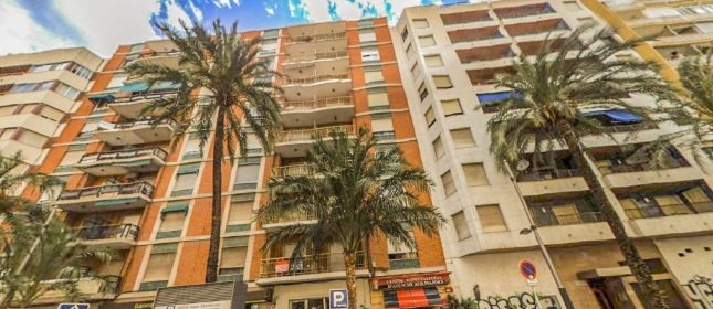 Piso en Av de La República Argentina - Gandía - Valencia