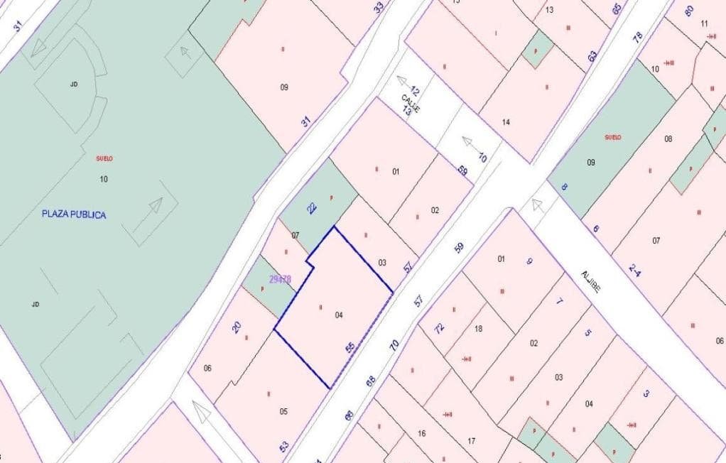 Urbano Solar en venta  en Calle  Castalla Alicante