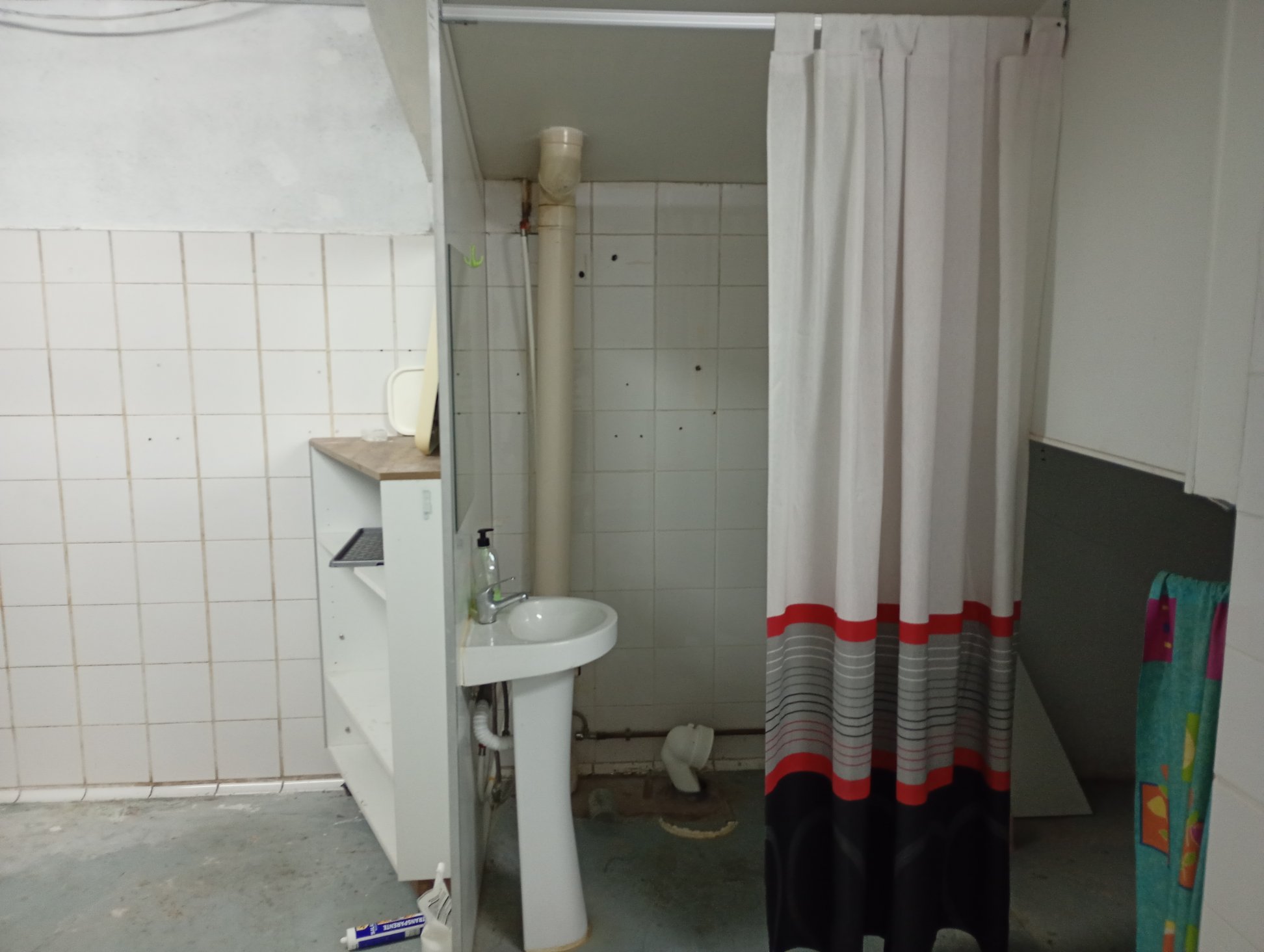 Local en venta en La Nucia, Alicante