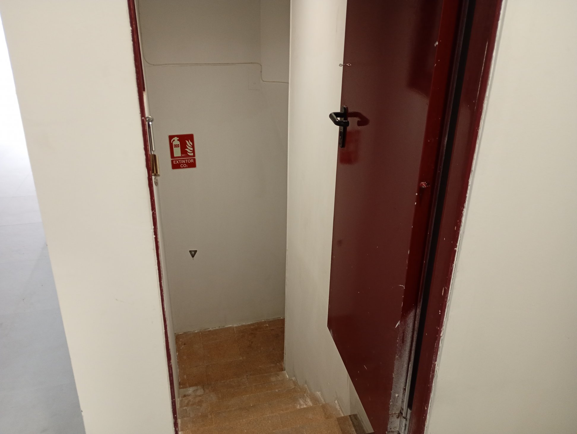 Local en venta en La Nucia, Alicante