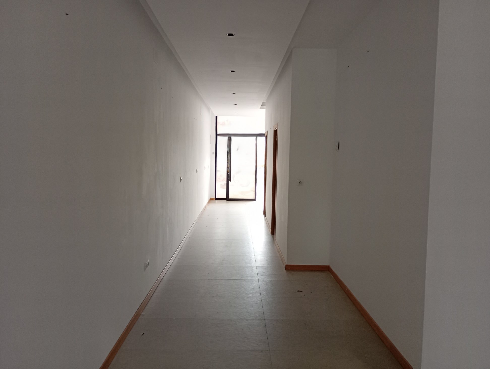 Local en venta en La Nucia, Alicante