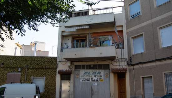 Piso en venta  en Plaza Comedia La Elda Alicante
