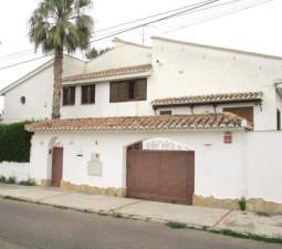 Casa Adosada en venta en Ribarroja De Turia, Valencia