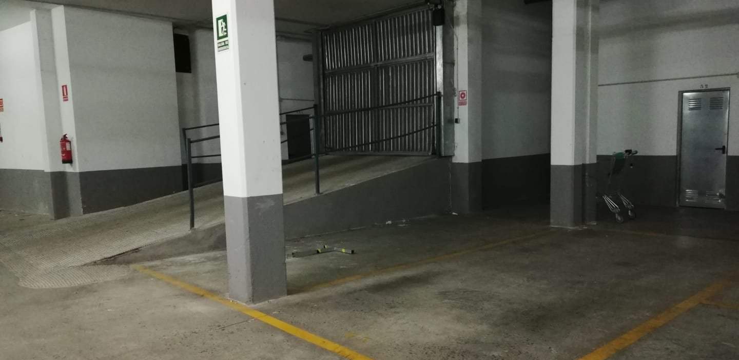 Garaje en venta  en Calle Mar Mediterranea Quartell Valencia