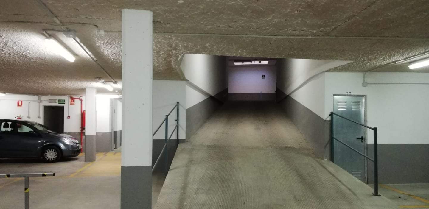 Garaje en venta  en Calle Mar Mediterranea Quartell Valencia