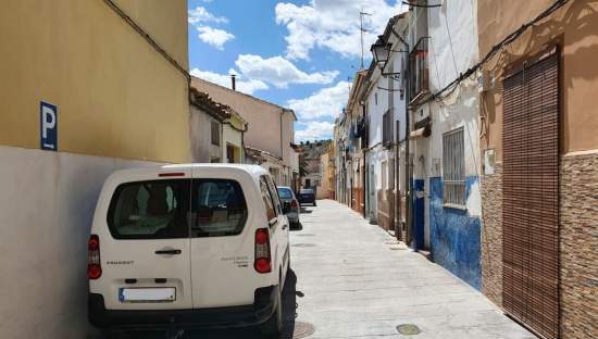 Unifamiliar Adosada en venta  en Calle Nueva Onil Alicante