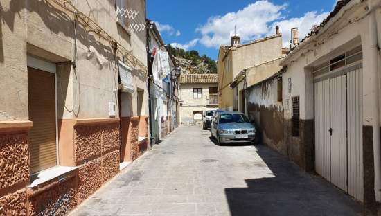 Unifamiliar Adosada en venta  en Calle Nueva Onil Alicante