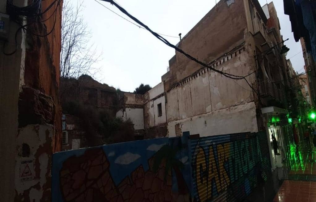 Urbano Solar en venta  en Calle San Fernando Cartagena Murcia