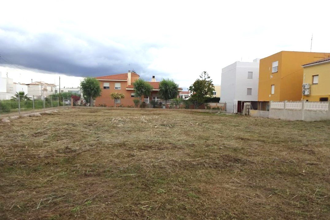 Terreno en venta en Almazora, Castellón