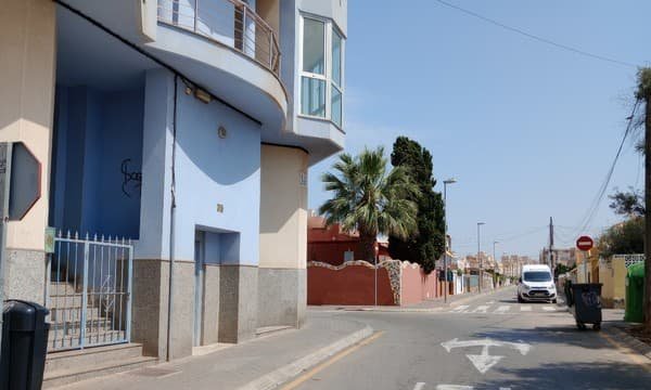 Local en venta en Calle Calle Patricio Zammit, 1?, 03180, Torrevieja Alicante