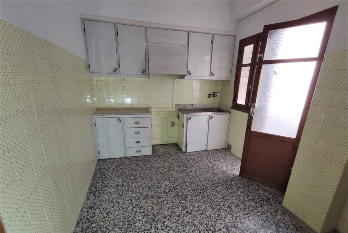 Piso en venta  en Calle Francisco Azorin Yecla Murcia