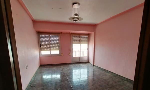 Piso en venta  en Calle Ferrer Y Guardia, Elda, Alicante