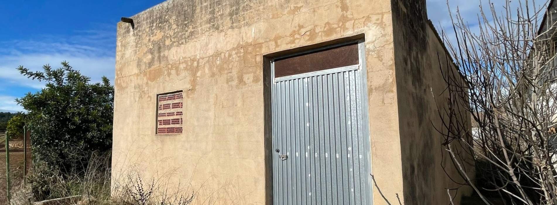 Naves Industriales en venta en Chella, Valencia