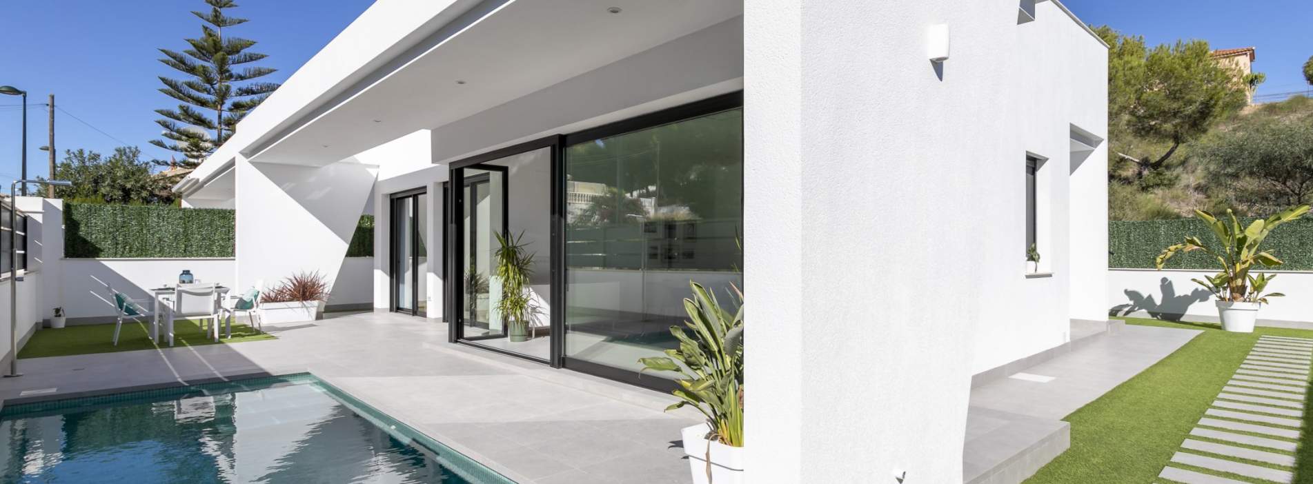 Chalet en venta en Pinar De Campoverde, Alicante