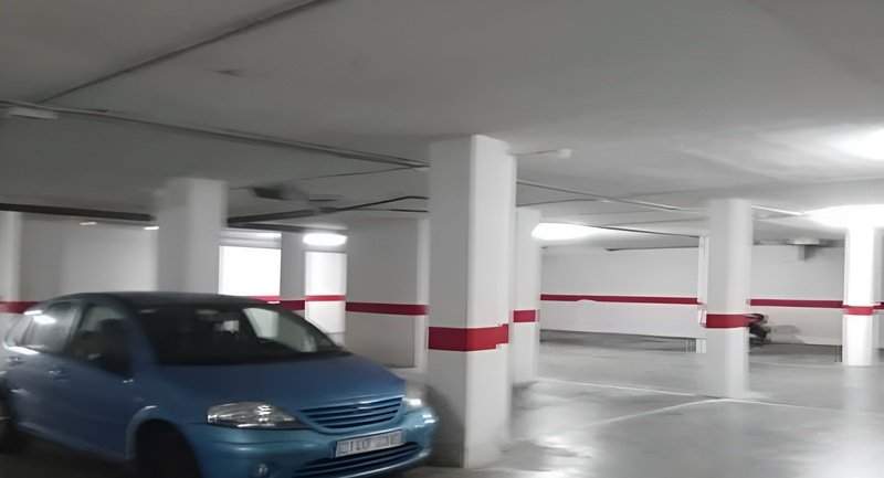 Garaje en venta en Alcira, Valencia