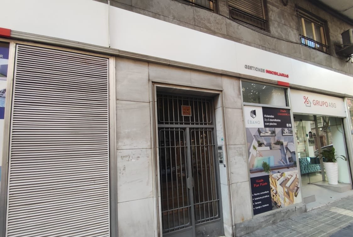 Local Comercial en venta  en Calle Cristobal Sanz, Elche, Alicante