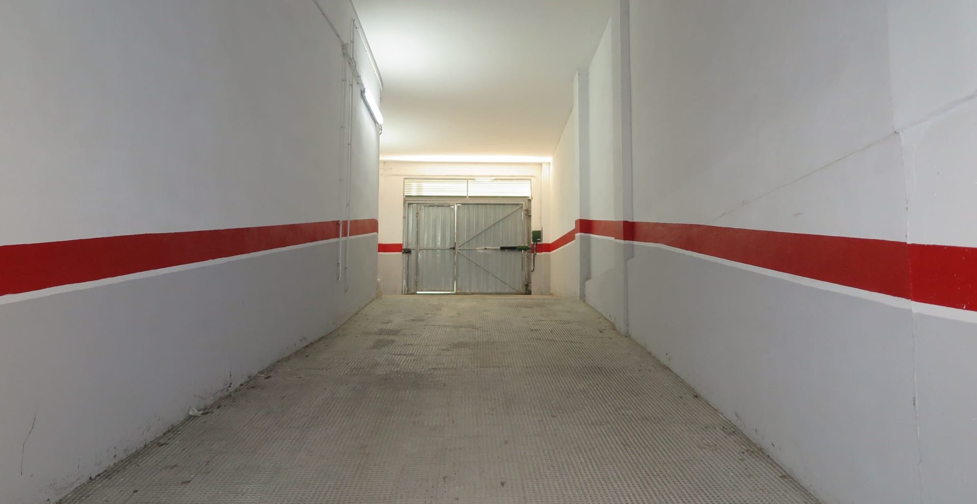 Garaje en venta  en Calle Les Escoles Benavites Valencia