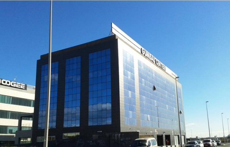 Descubre local comercial en calle v - 2, Castellón de la PlanaCastelló de la Plana, por 154.000 con 100m