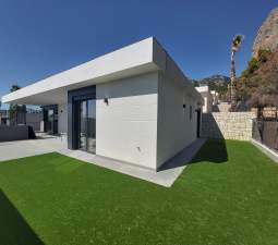 Chalet en venta en La Nucia, Alicante