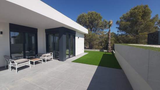 Chalet en venta en La Nucia, Alicante