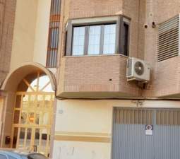 Piso en venta  en Calle Hernan CortS Yecla Murcia