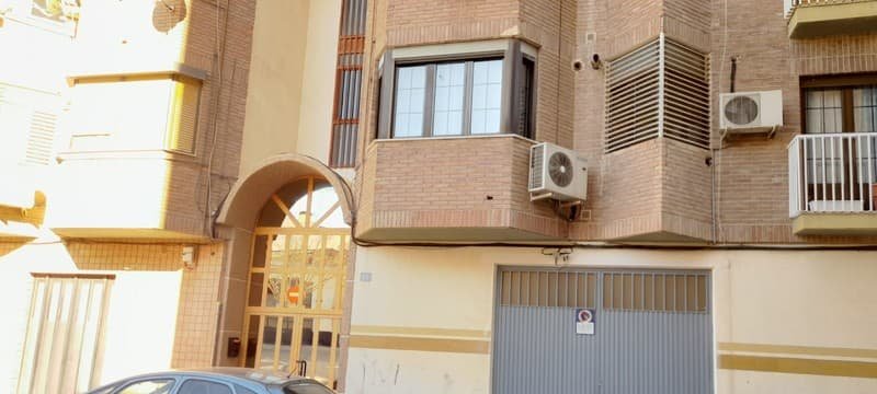 Piso en venta  en Calle Hernan CortS Yecla Murcia