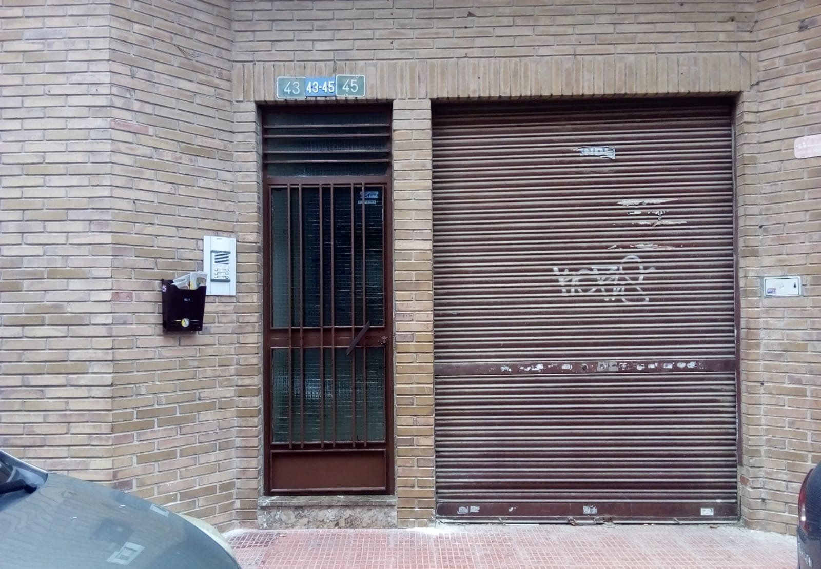 Compra tu local comercial en cfuente la AlicanteAlacant por 103700 de 226m undefined