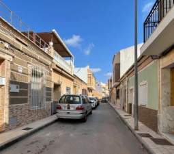 Casa adosada en C Muñoz y García - Cartagena - Murcia