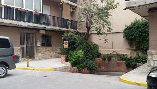 Garaje en venta en Calle Capitan Uribarry Burjassot Valencia