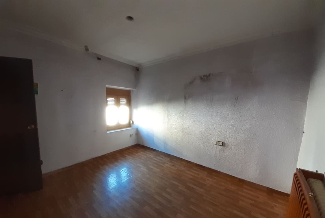 Unifamiliar Casa De Pueblo en venta  en Calle Puerto Rico Yecla Murcia