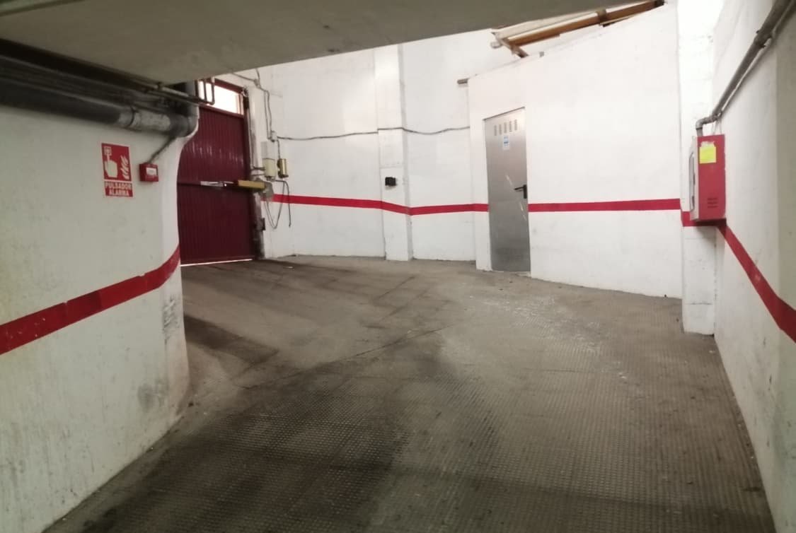 Garaje en venta en Calle Francisco Salzillo Lorca Murcia
