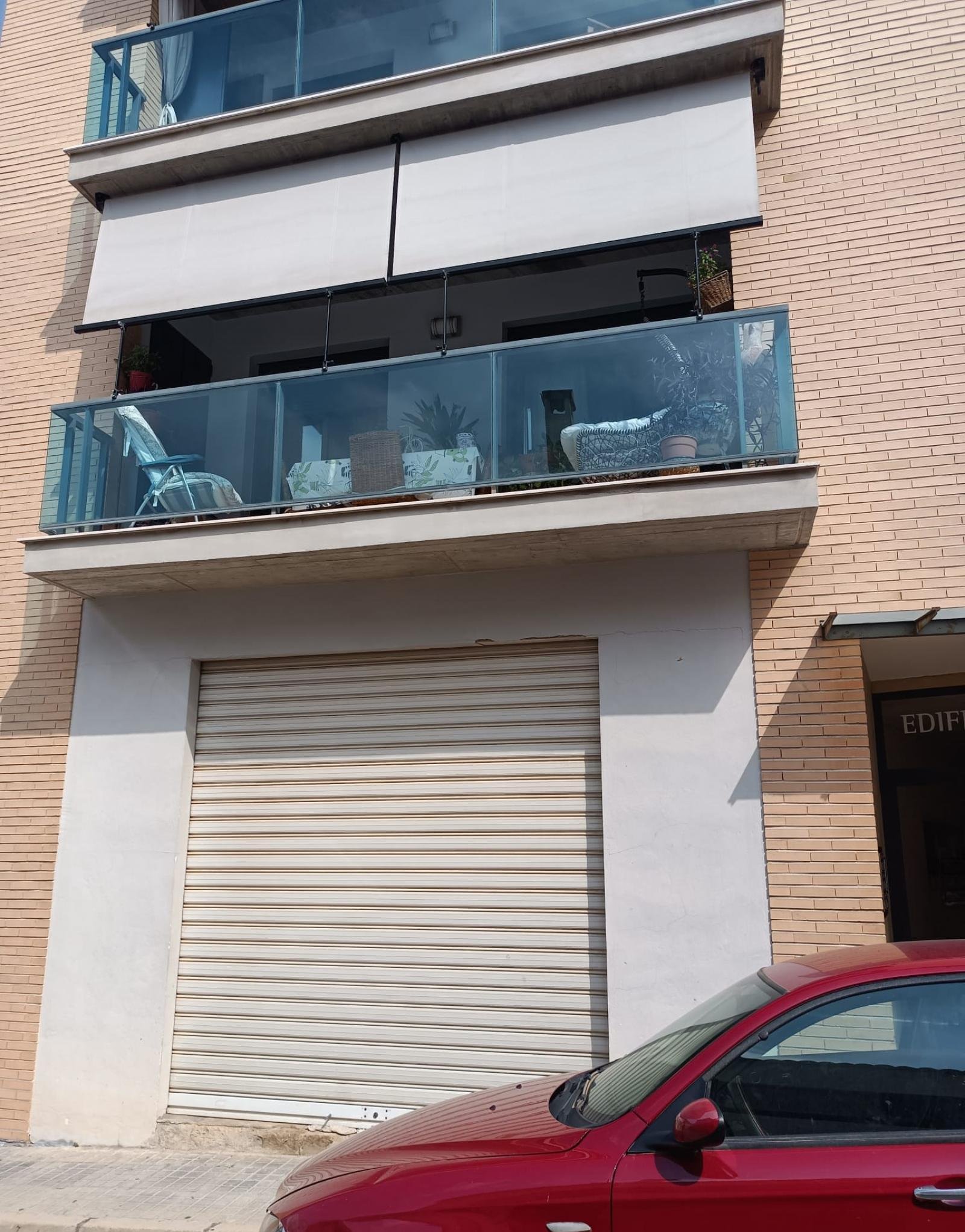 Local comercial en Font dCarr?s - Valencia -