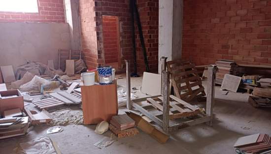 Local en alquiler y venta en Fuente Encarroz, Valencia