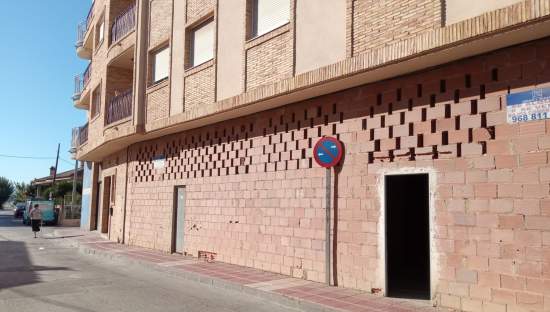 Local comercial a la venta en cvereda de los pablos en Murcia por 57000 con 95m en condiciones de restauracin