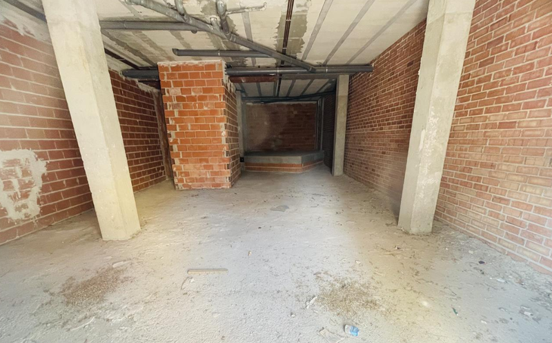 Local comercial a la venta en cvereda de los pablos en Murcia por 57000 con 95m en condiciones de restauracin