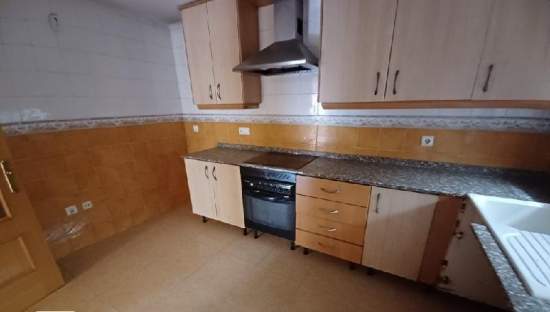 Se vende piso por 137.000 con 148m y 4 habitaciones en cgoya. residencial cabanes en Oropesa del MarOrpesa