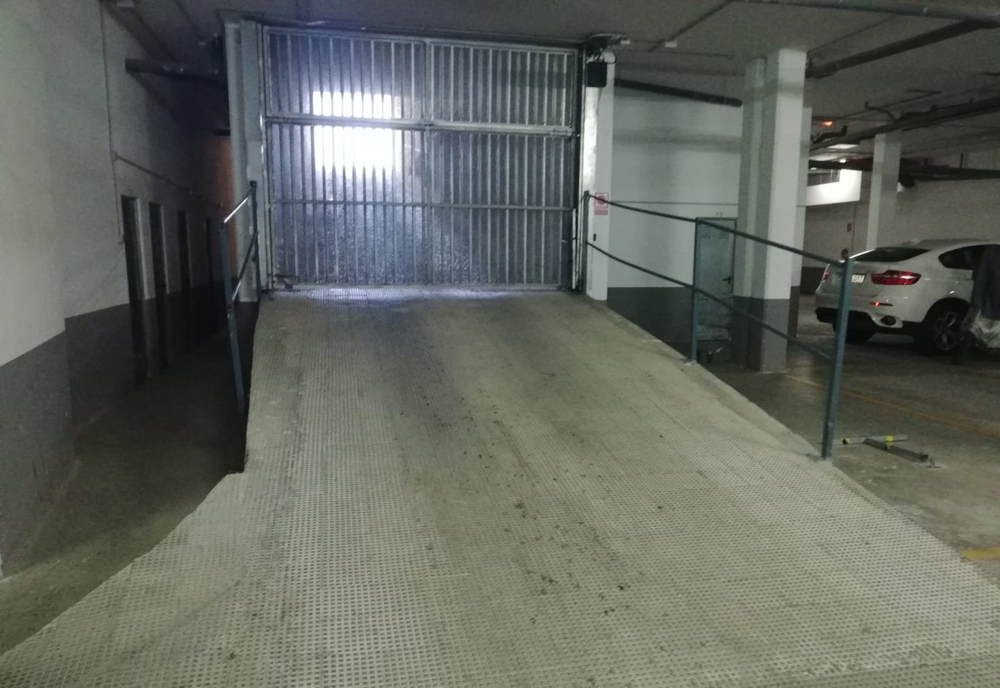 Garaje en venta  en Ronda Mar Mediterranea Quartell Valencia