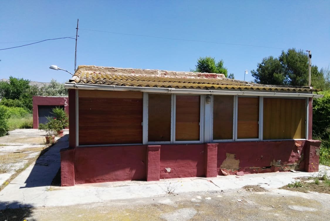 Unifamiliar Casa De Pueblo en venta  en Polgono Las Tiesas N 53 Villena Alicante