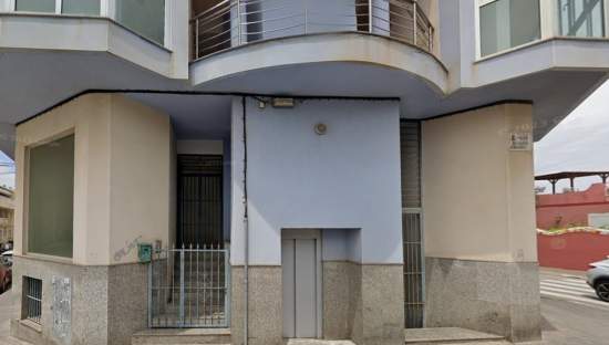 Local comercial en C Patricio Zammit - Torrevieja - Alicante