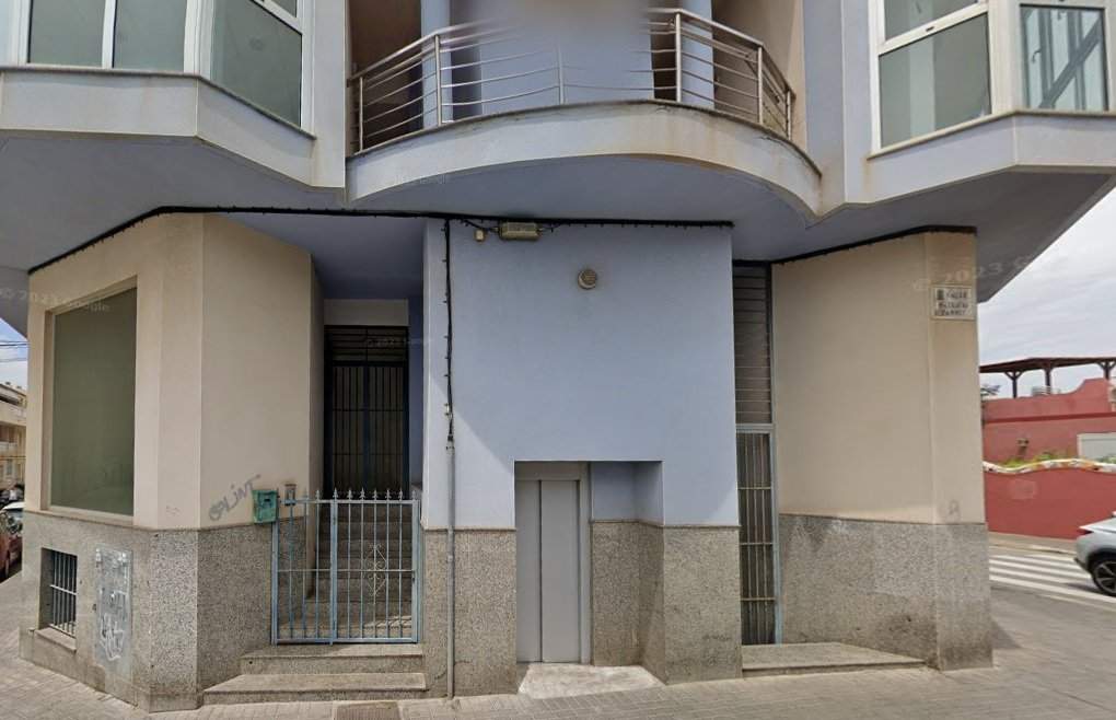 Local comercial en C Patricio Zammit - Torrevieja - Alicante