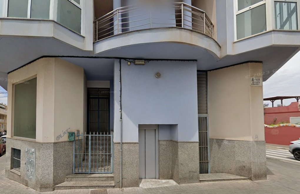 Local comercial en C Patricio Zammit - Torrevieja - Alicante